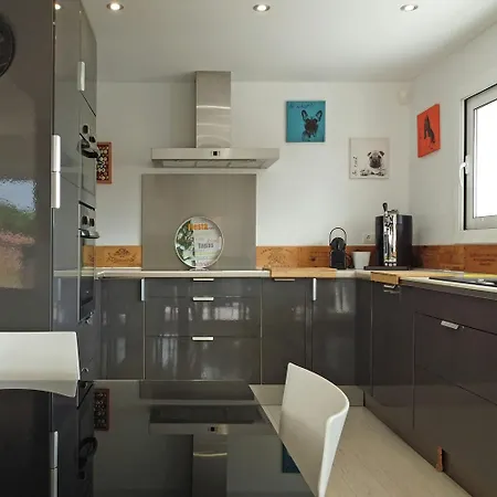 Sonni Villa